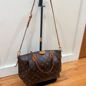 Louis Vuitton Monogram Turenne MM Bag